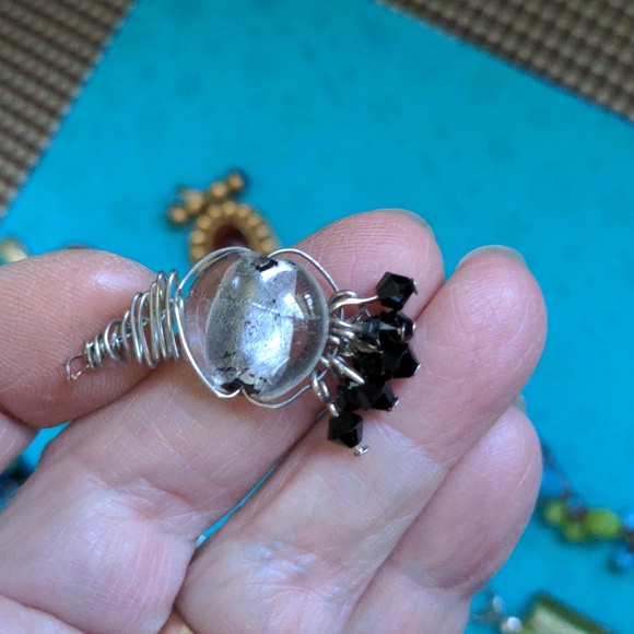 A413 Twelve Glass Pendants - Picture 11 of 14